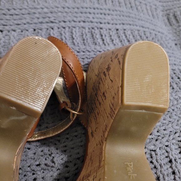 Pink & Pepper tan and brown pump sandals size 8.5 - Picture 12 of 13